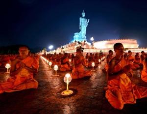 Сангха - понятие сангхи в традиционном смысле Сангха в тибетской традиции